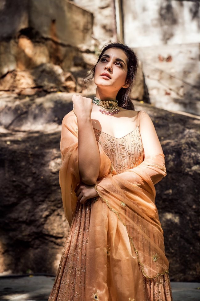 Raashi-Khanna